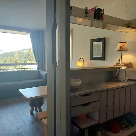 Confortable - Aux Pieds - Balcon - Fr-1-346-556