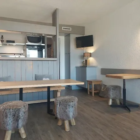Confortable - Aux Pieds - Balcon - Fr-1-346-556 *